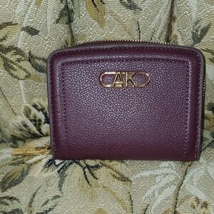 BNWOT. Anne Klein Pebbled Zip Wallet in Red Wine